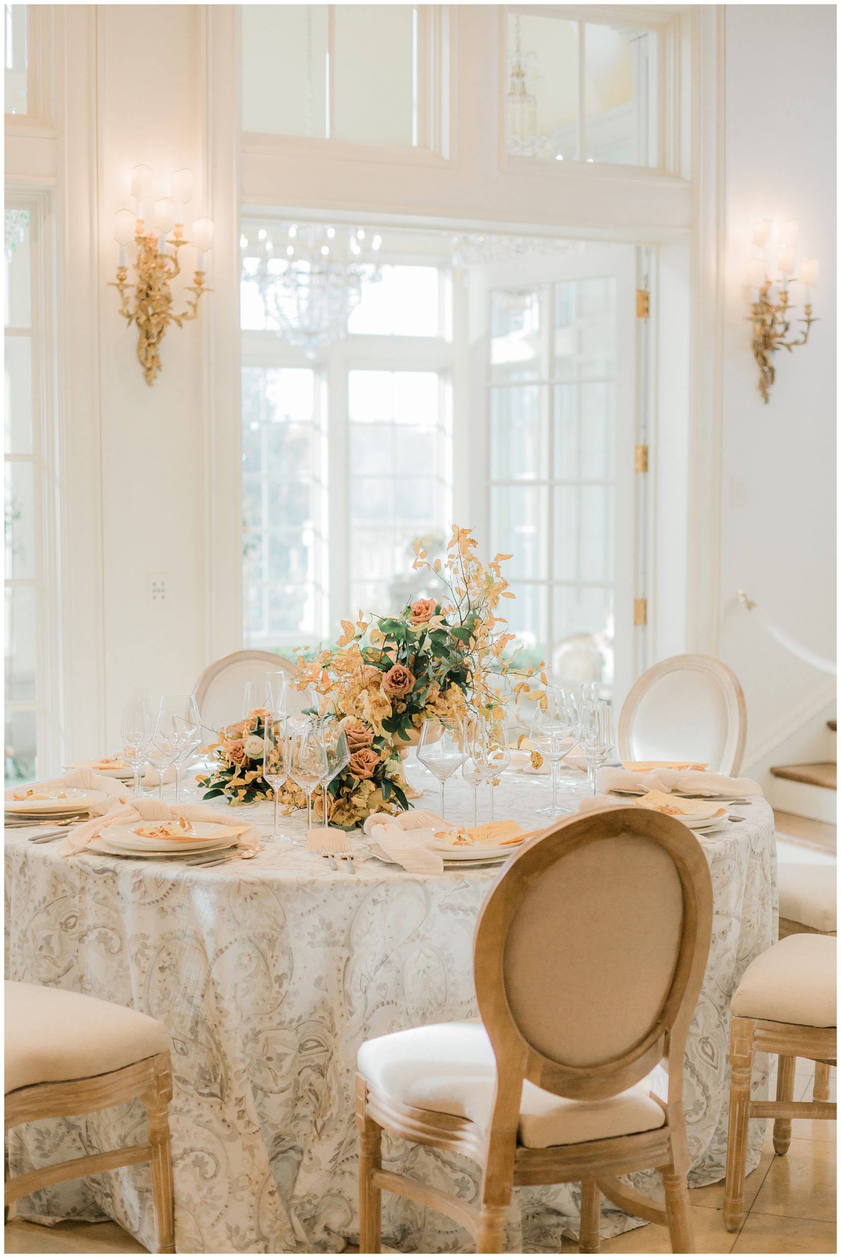 Yellow tablescape