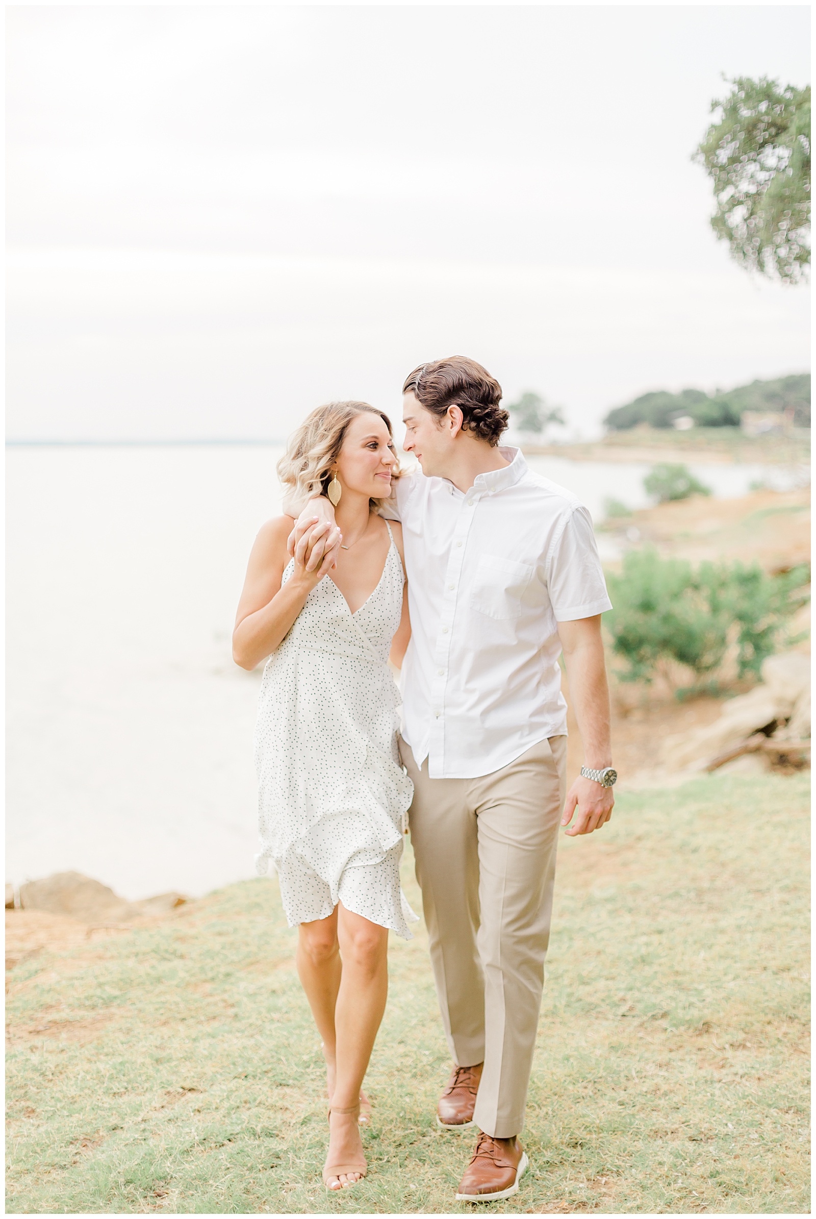 Engagement session outfit inspiration